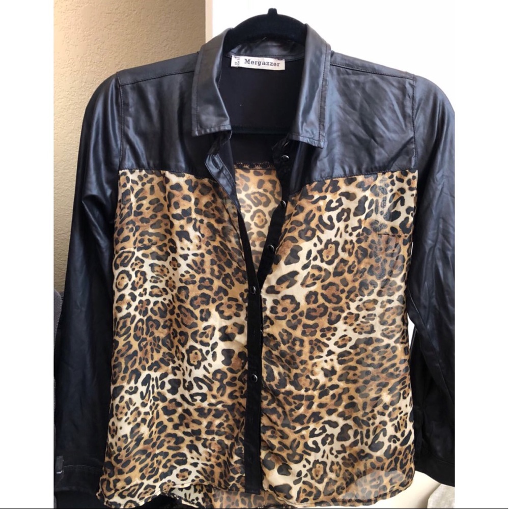 Animal print top